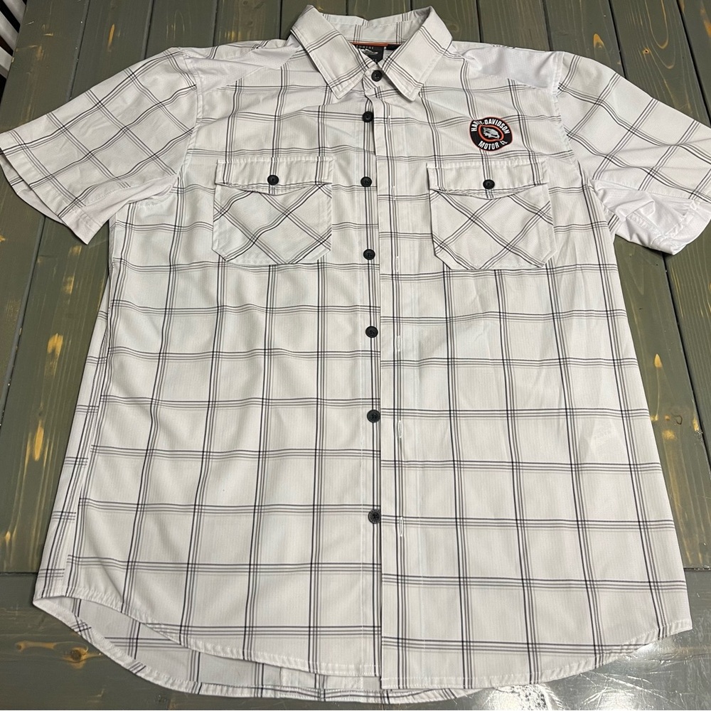 Harley Davidson Men’s Short Sleeve Lightweight Button Down Shirt Size Large